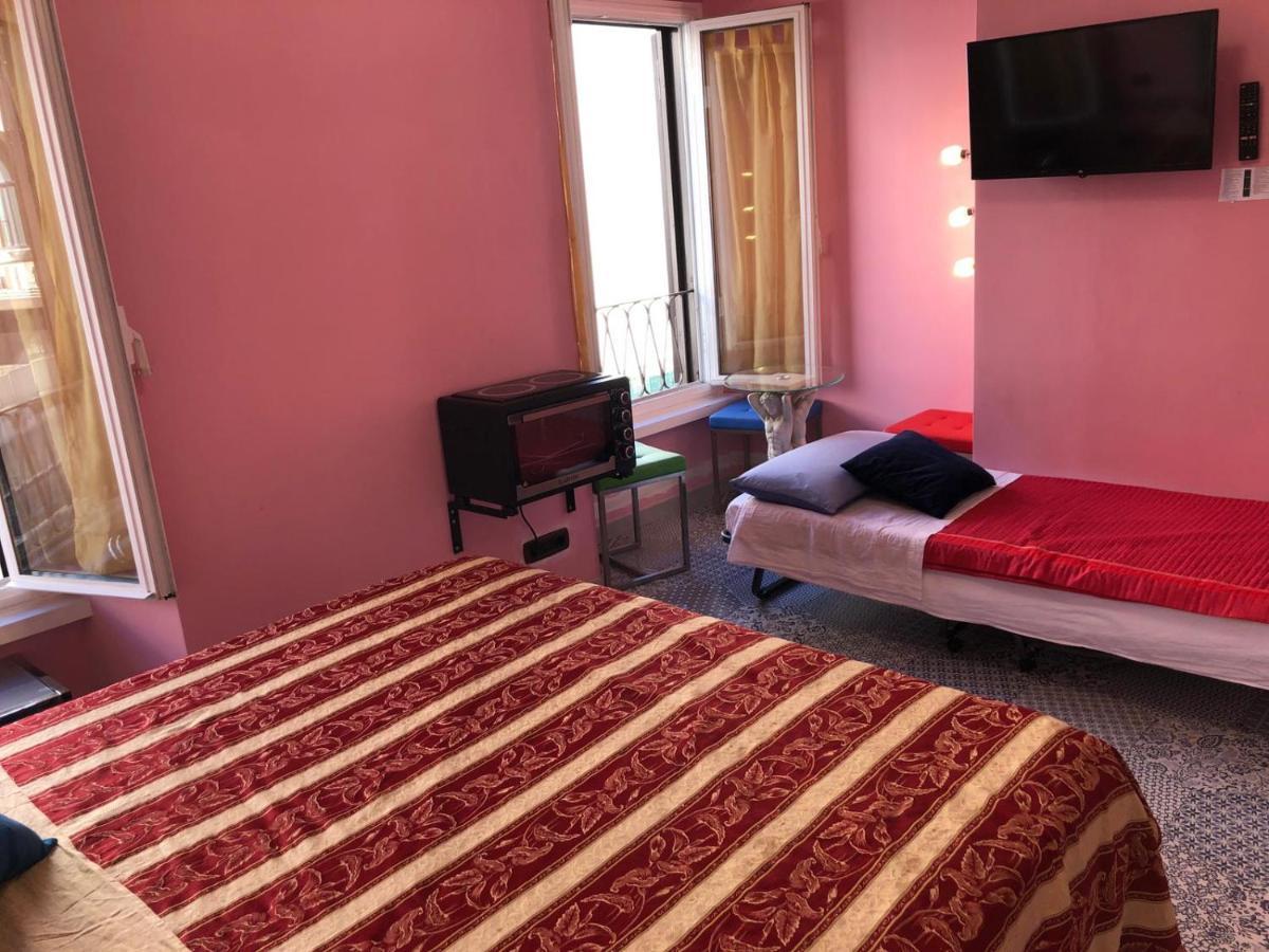 S.P.T. Bed & Breakfast Roma Dış mekan fotoğraf