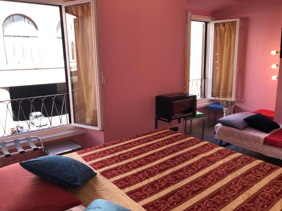 S.P.T. Bed & Breakfast Roma Dış mekan fotoğraf